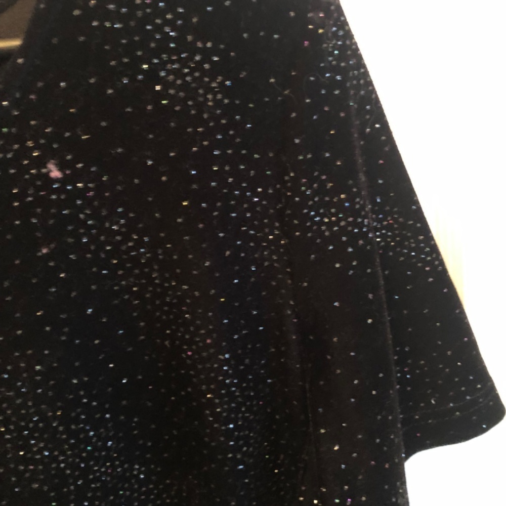 Truly classic basic xl dress, round neck, sparkles, slit, short sleeves - Picture 7 of 7